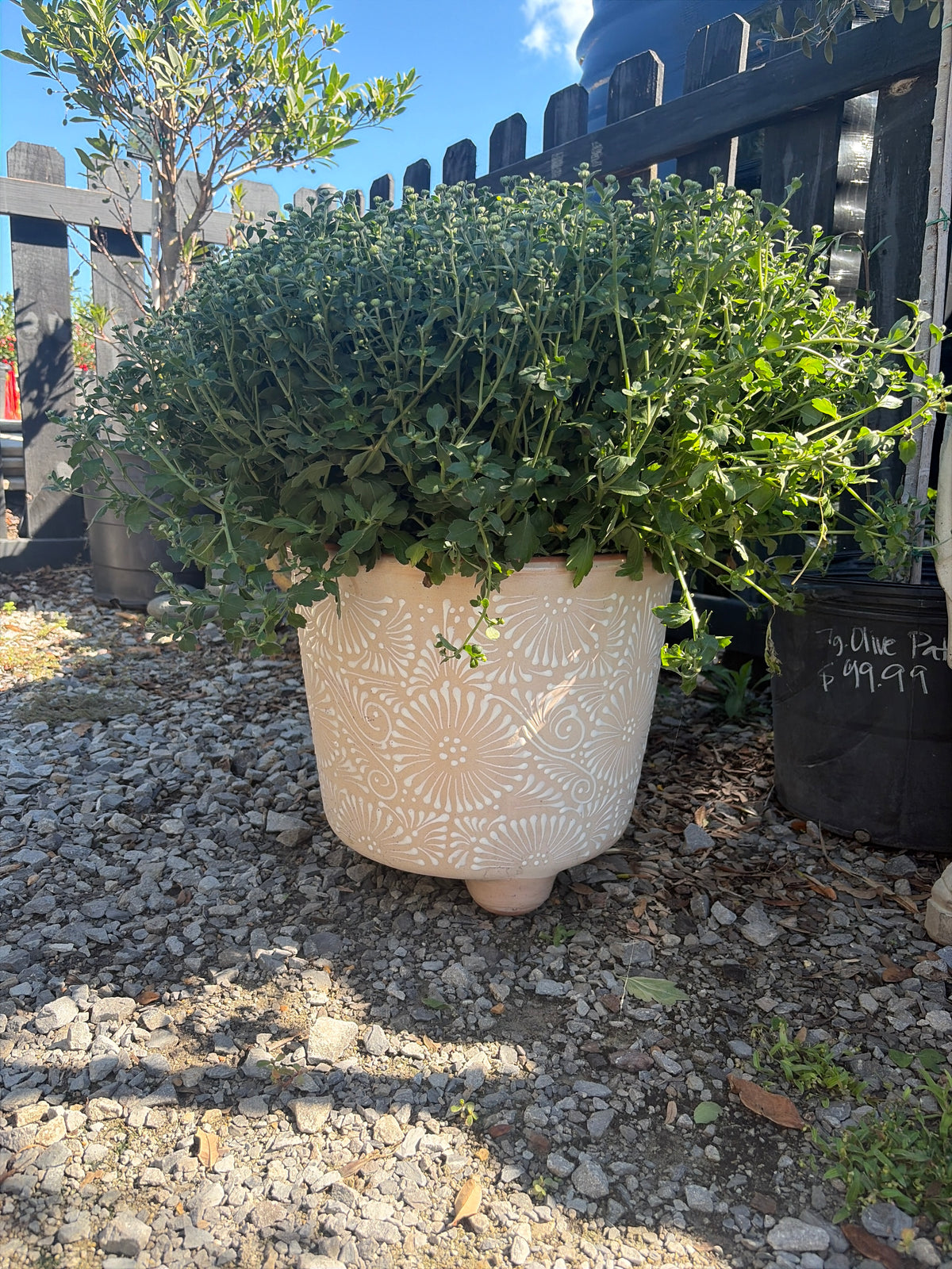 Mexican Pottery Round White/Beige w/ Legs