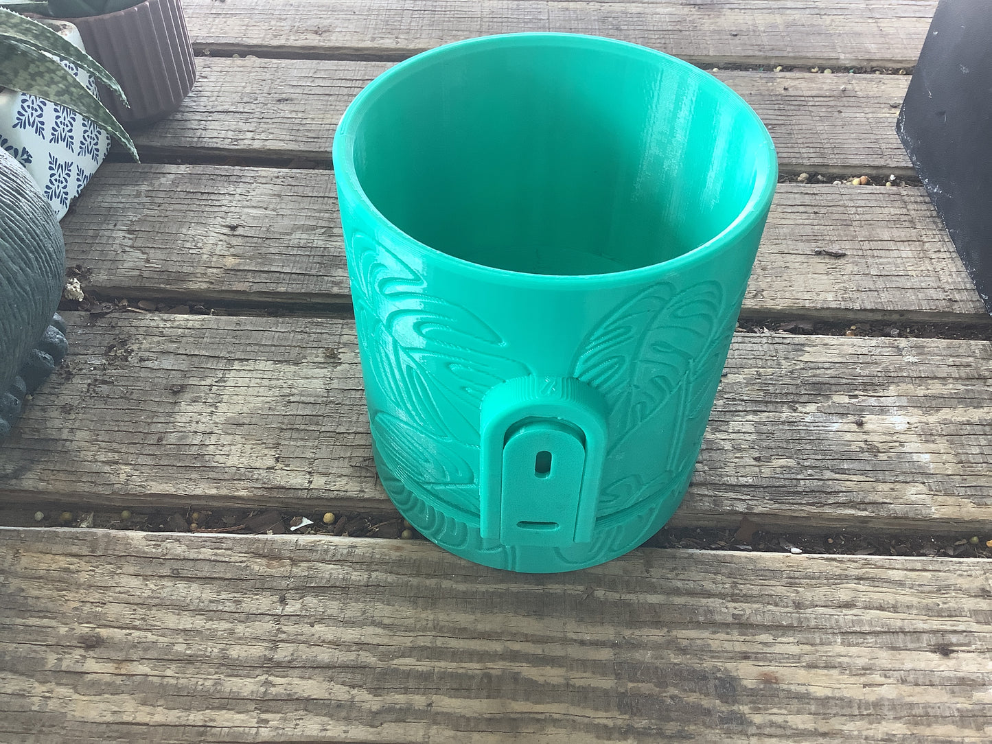 Monstera 5in wall hanging planter w/drip tray