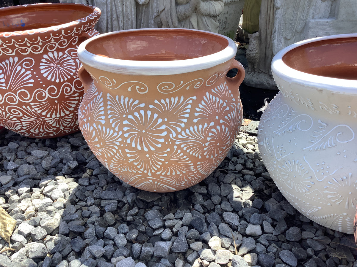 Mexican pottery w/ handles tan large